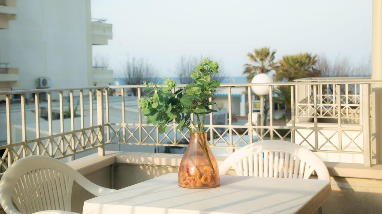 I Suoni Del Mare Lejlighed Porto San Giorgio Eksteriør billede