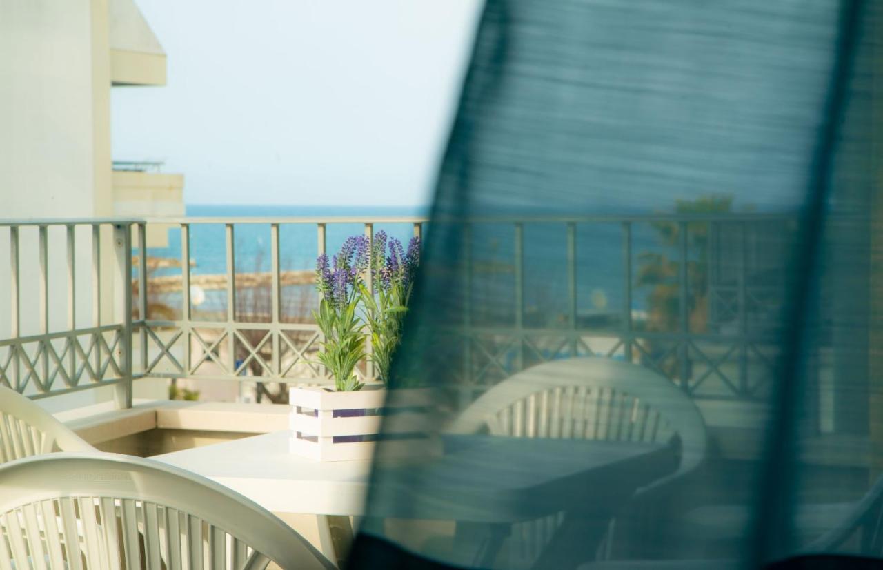 I Suoni Del Mare Lejlighed Porto San Giorgio Eksteriør billede